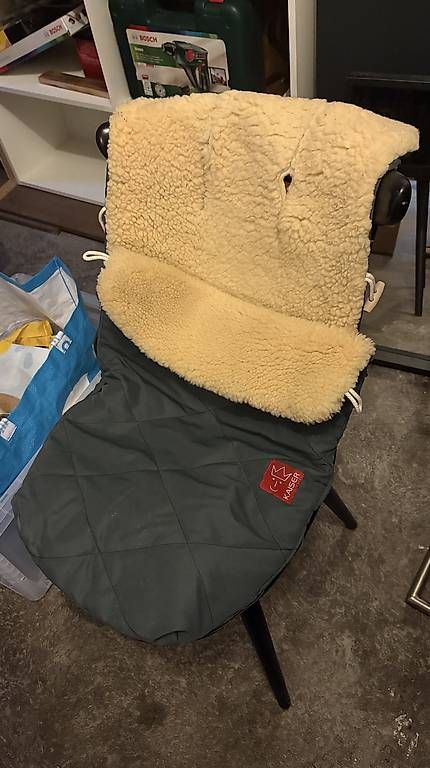 Schlafsäcke: Fellsack für Kinderwagen – Gebraucht aus Zürich von blog_bleistift
