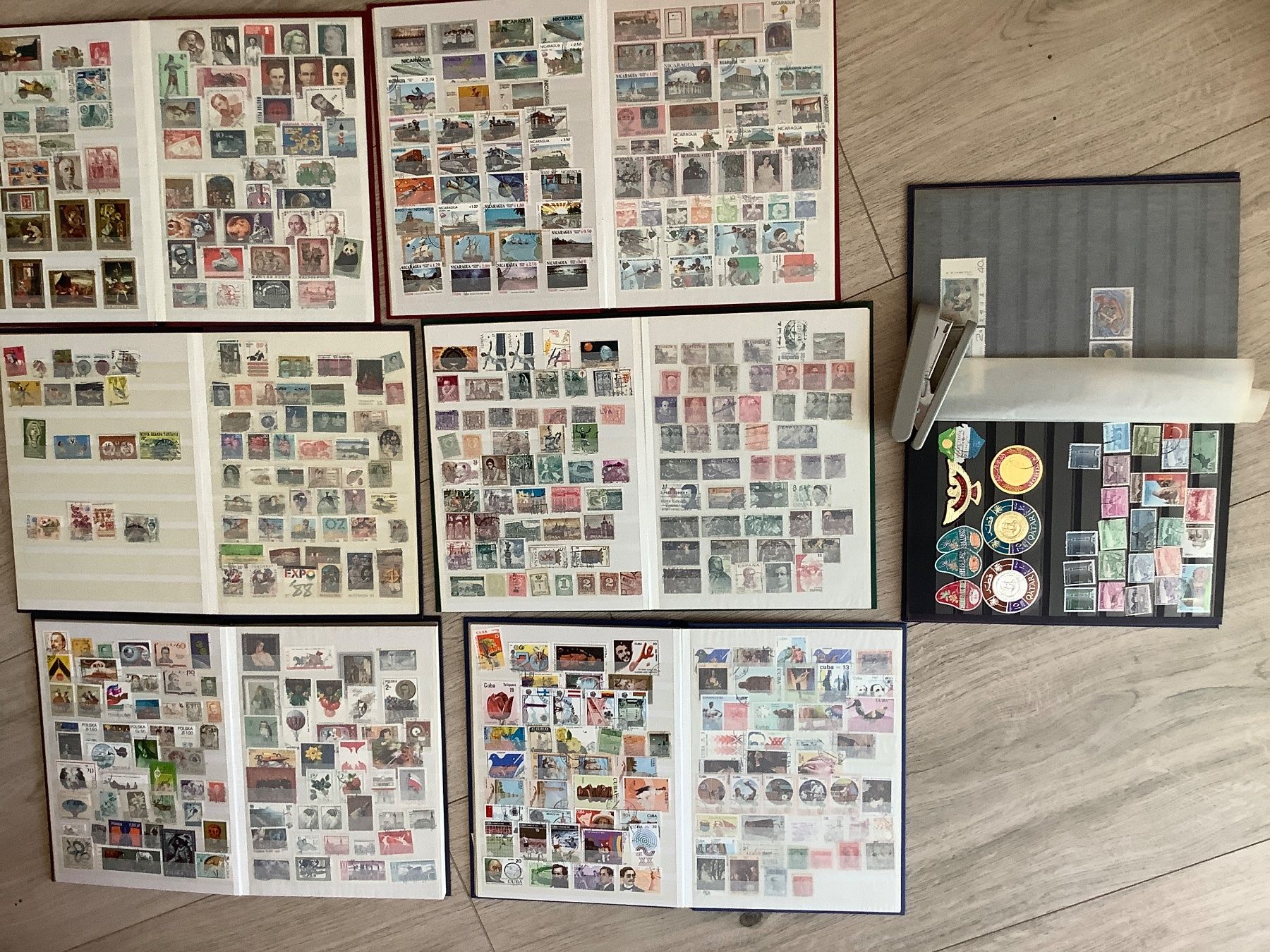Tous les timbres: Lot Briefmarken 10 Alben weltweit – D'occasion à St. Gallen par herbrig2 6