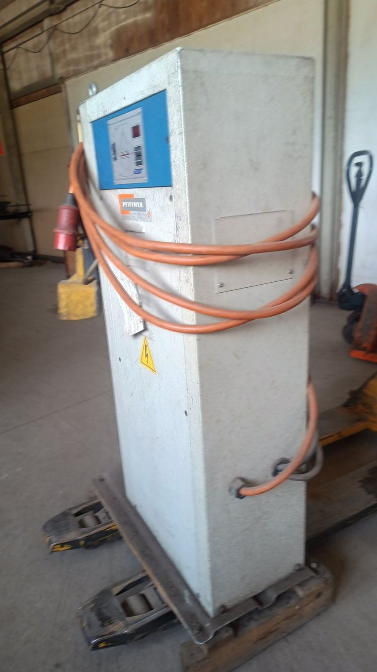 Postes à souder: Punktschweissmaschine – D'occasion à Meltingen par raijeg 2