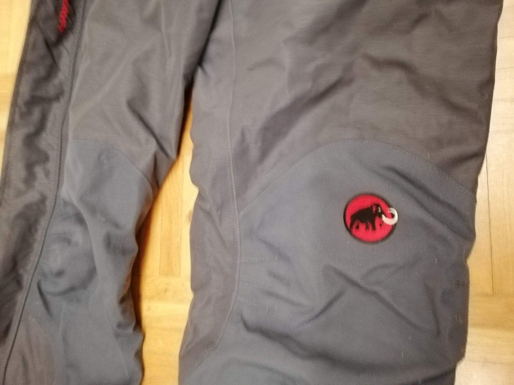 Mammut Pantaloni: Mammut 36 Extreme goretex S Skihose – Usato da Müllheim Dorf venduto da florita01 5