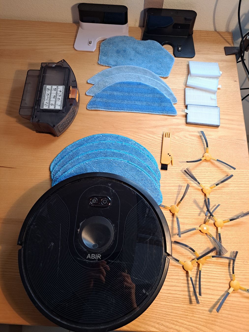 Aspirapolveri & Accessori: Abir X6 Saug- und Wischroboter gebrucht – Usato da Wettingen venduto da ML03 1