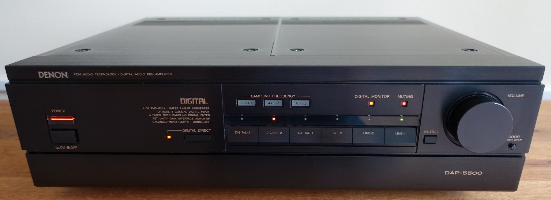 Denon Amplificatori: Denon DAP-5500 – Usato da Zürich venduto da Makemake