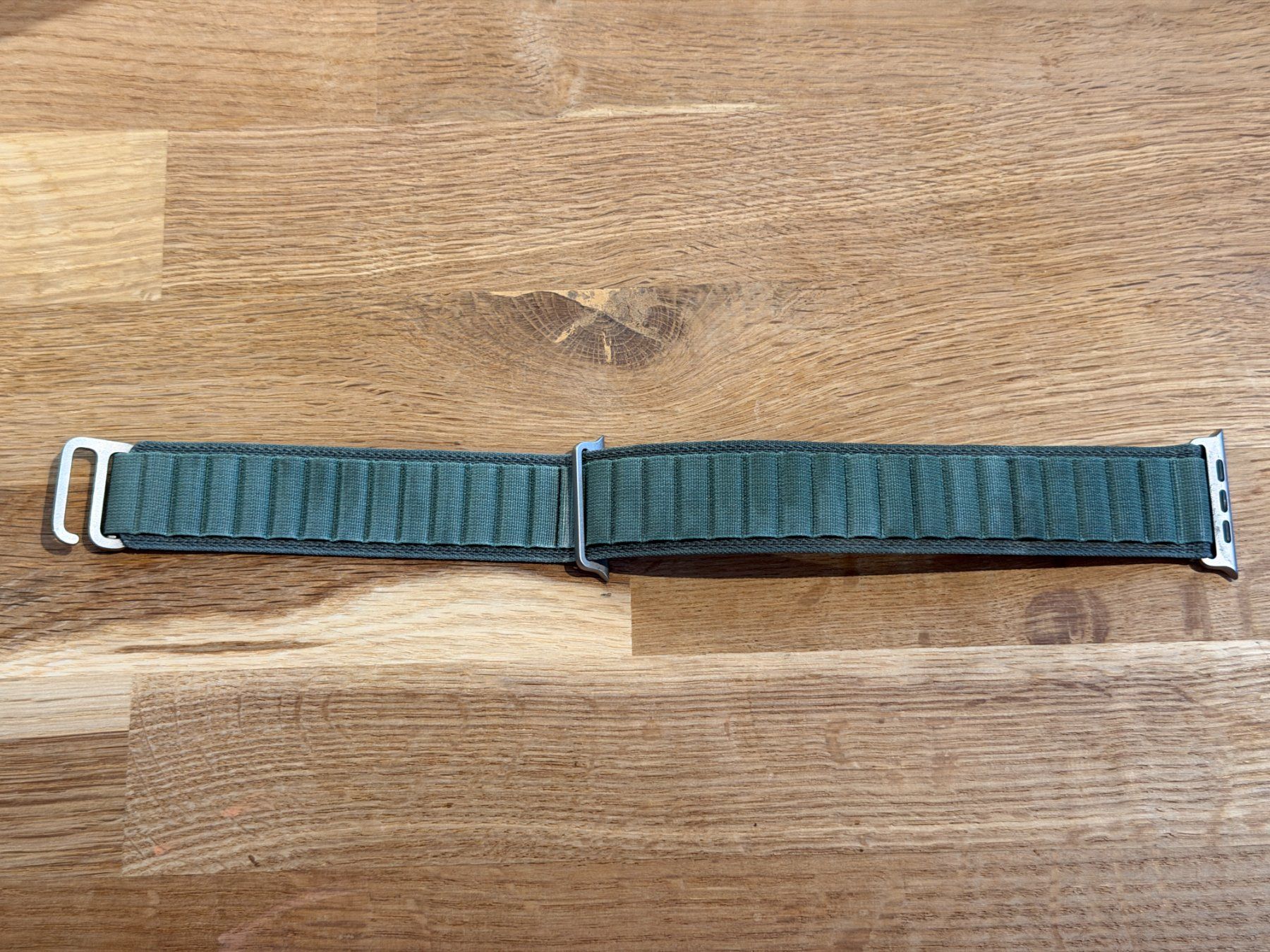 Apple Smartwatch: Apple Watch Ultra 1. Generation | Alpine Loop grün – Usato da Neerach venduto da Afi83 1