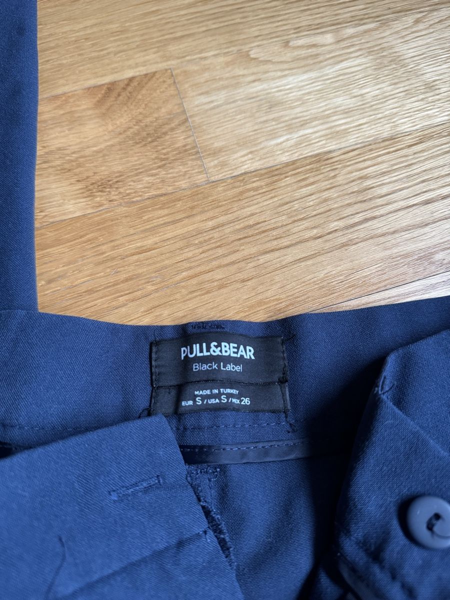 Pull&Bear Pantaloni: Pull&Bear Stoffhose blau wide leg Black Label Gr. S 36 – Usato da Wittenbach venduto da Apicel 3