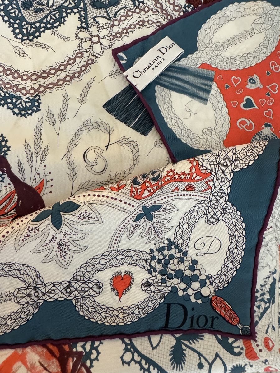Dior Foulard & Sciarpe: Dior Foulard – Nuovo (secondo la descrizione) da Zürich venduto da smi_57ql 7