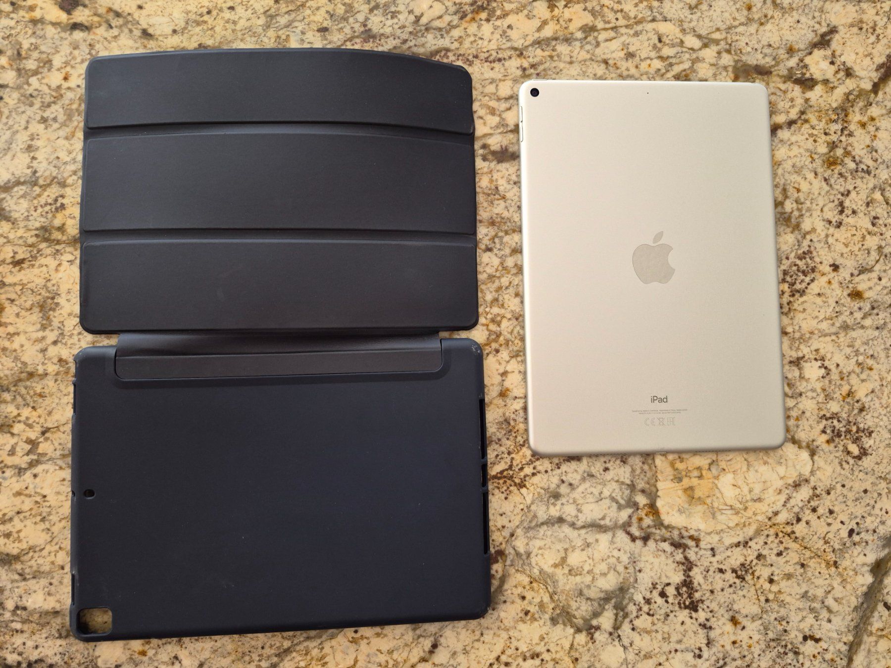 Apple Tablet PC: iPad Air 3. Gen. Silber 256GB – Usato da Dornach venduto da Toko4 2