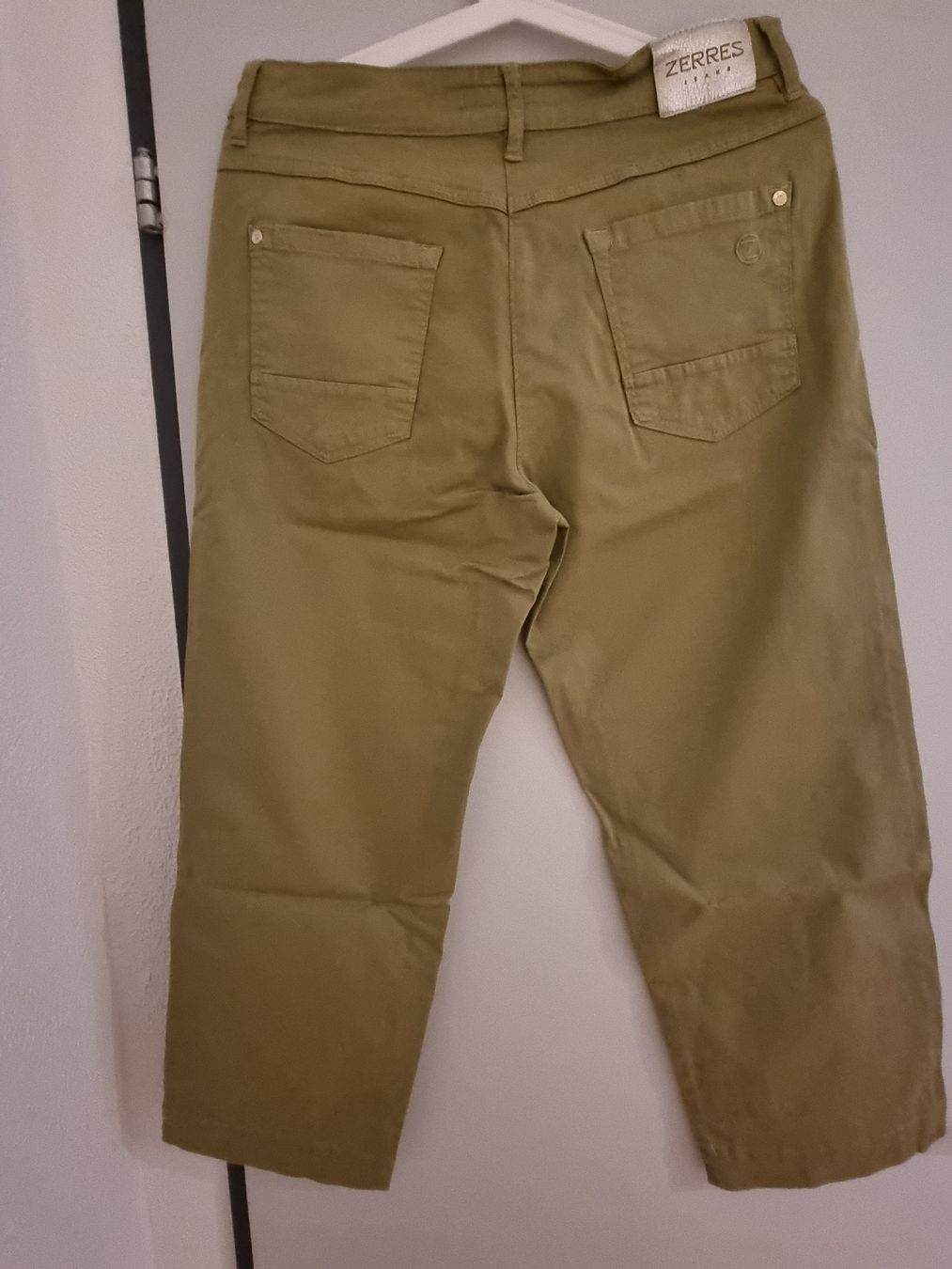 Hosen: Zerres Jeans, Grösse 36, Khaki, Sommerhose – Gebraucht aus Uttwil von frosch2711 1