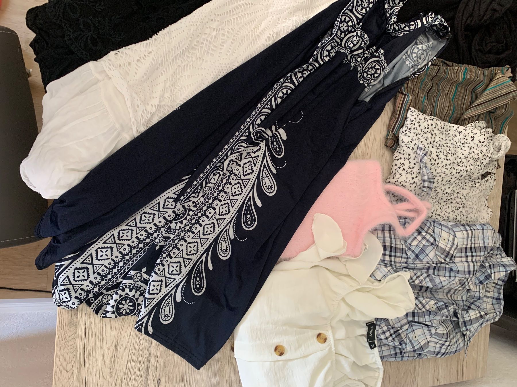 Lotti di vestiti: Markenkleider, Kleiderpaket Gr.M – Usato da Niederhasli venduto da Nati134 1