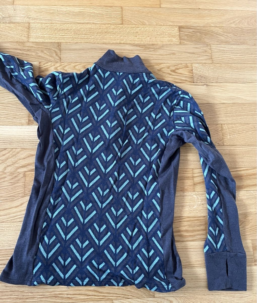 Pullover & Sweatshirts: Outdoor Merino Pulli, Grösse M, Damen – Gebraucht aus Zürich von Insert_Name 1