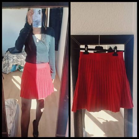 Günstig Porto! Gr S Jupe plissée rouge neuve -longueur 41 cm