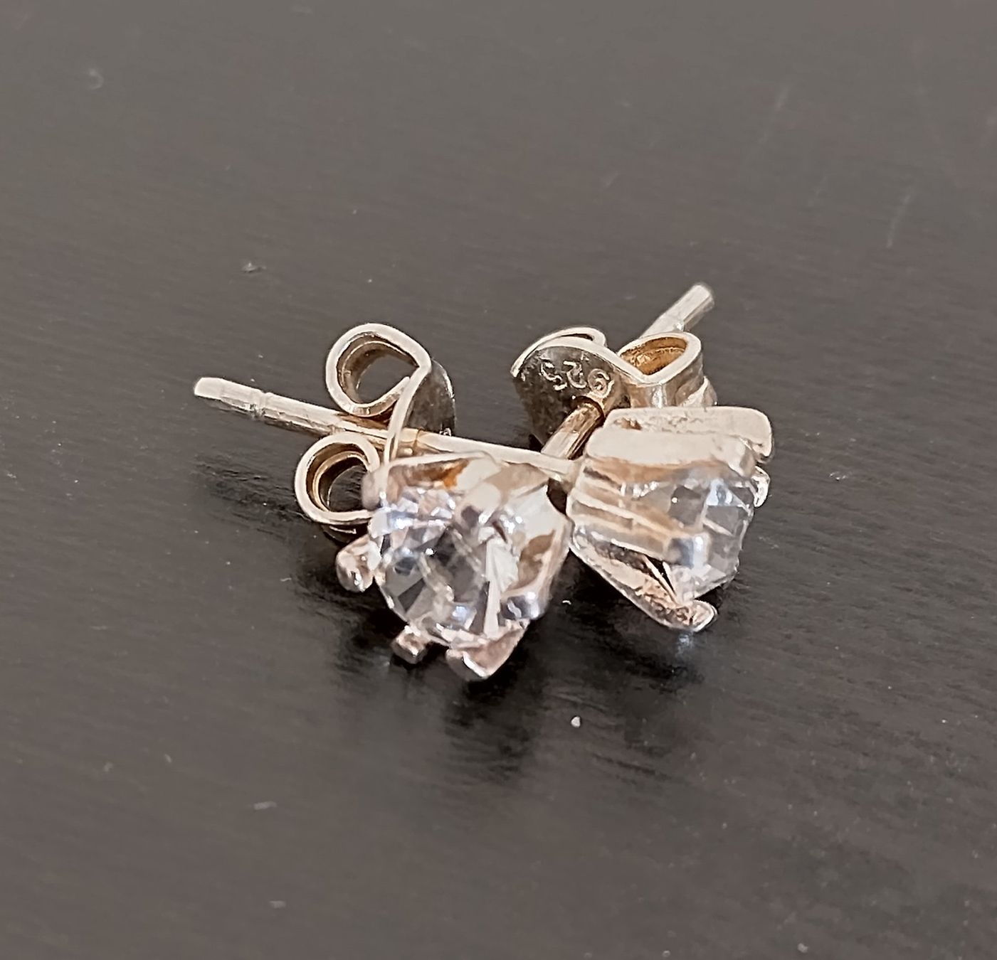 Orecchini pendenti & Orecchini a lobo: OHRRINGE SILBER 925 MIT ZIRKONIA – Usato da Romanshorn venduto da BoutiqueA