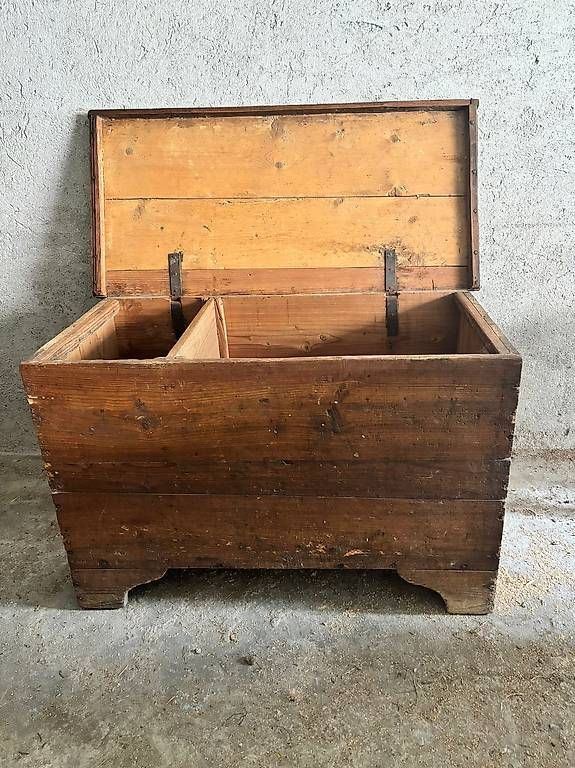 Armadi: Baule contadino ca. 1920 – Usato da Li Curt venduto da Liiis 1