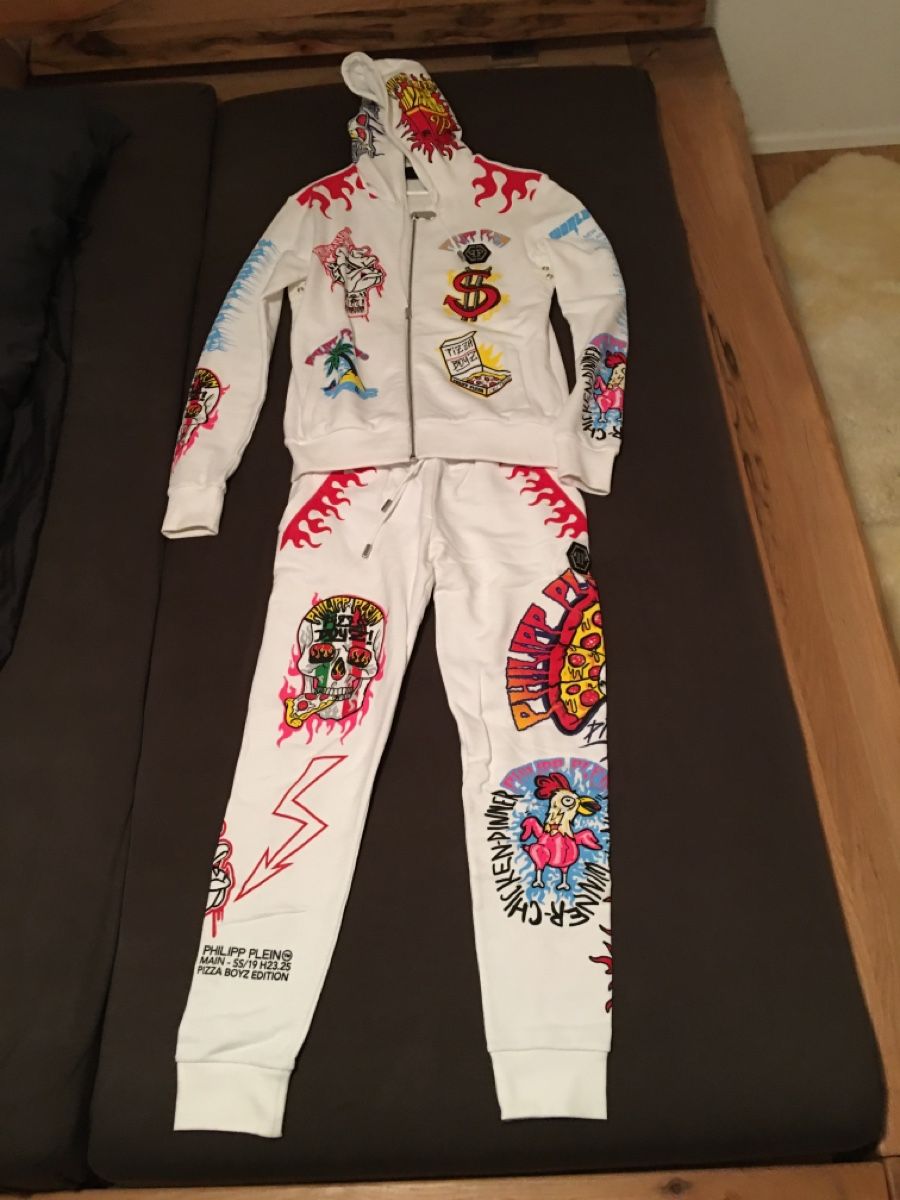 Philipp Plein Lotti di vestiti: Philipp Plein Trainingsanzug Grösse XL + L – Nuovo (secondo la descrizione) da Niederwil venduto da mat_2wkx 2