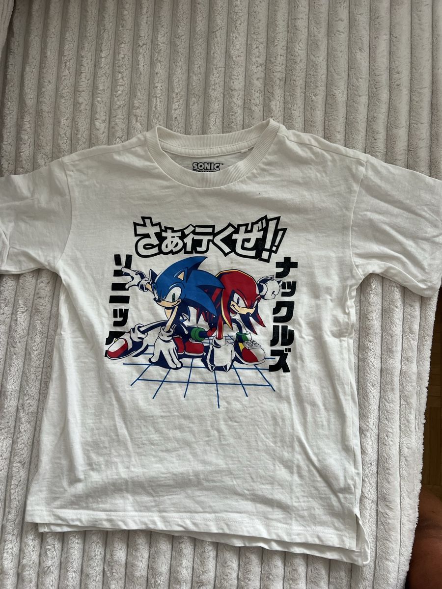 Chemises, T-shirts & Polos: SONIC T-SHIRT GR 128 – D'occasion à Basel par theo-g77