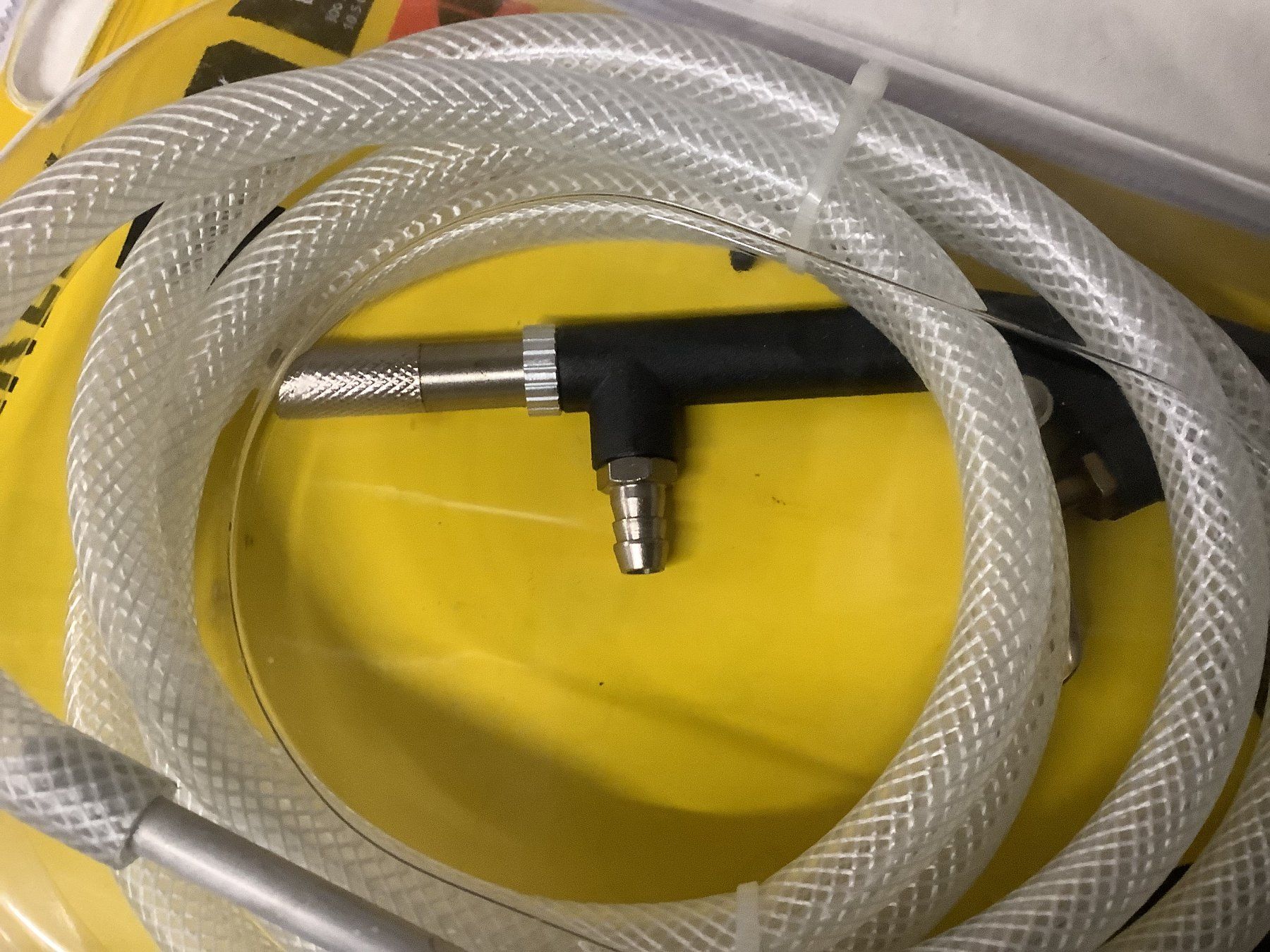 Stanley Alle Werkzeuge: SANDSTRAHL PISTOLE MIT SCHLAUCH – Neu und originalverpackt aus Glarus von Mdelphi