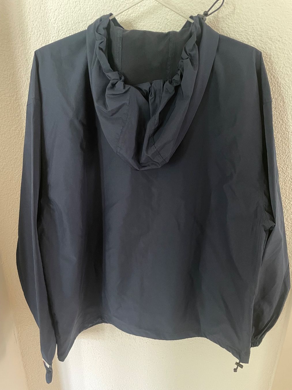 Giacche: Coole dunkel blaue Windjacke vom Charleston College – Usato da Zürich venduto da Camiro6 3