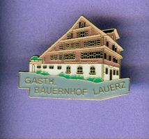 Gasthaus  BAUERNHOF  Lauerz