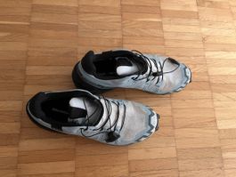 Absolut neuwertige Trailschuhe Salomon Speedcross 6 (39.3)