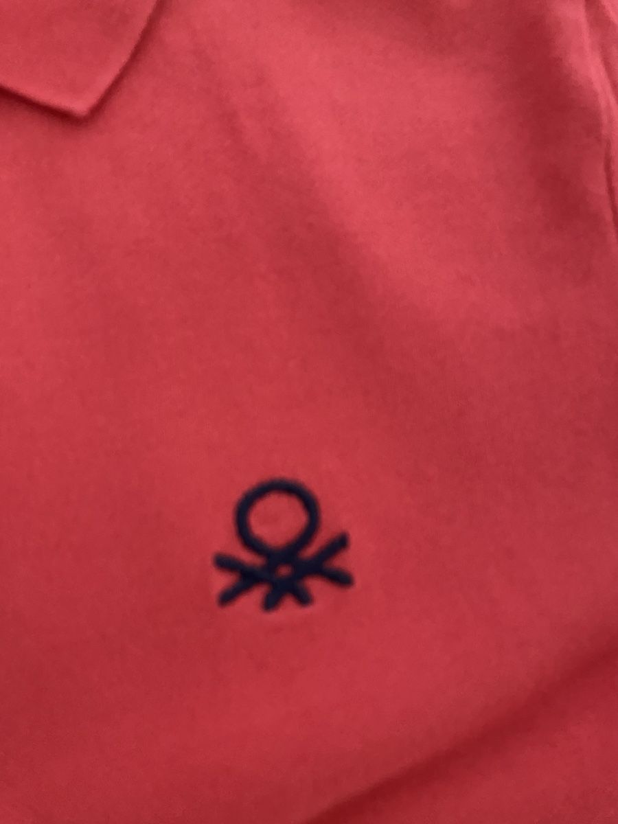 Benetton Polo-Shirts: Benetton polo Tshirt 🌸 – Gebraucht aus Opfikon von Luis144 1