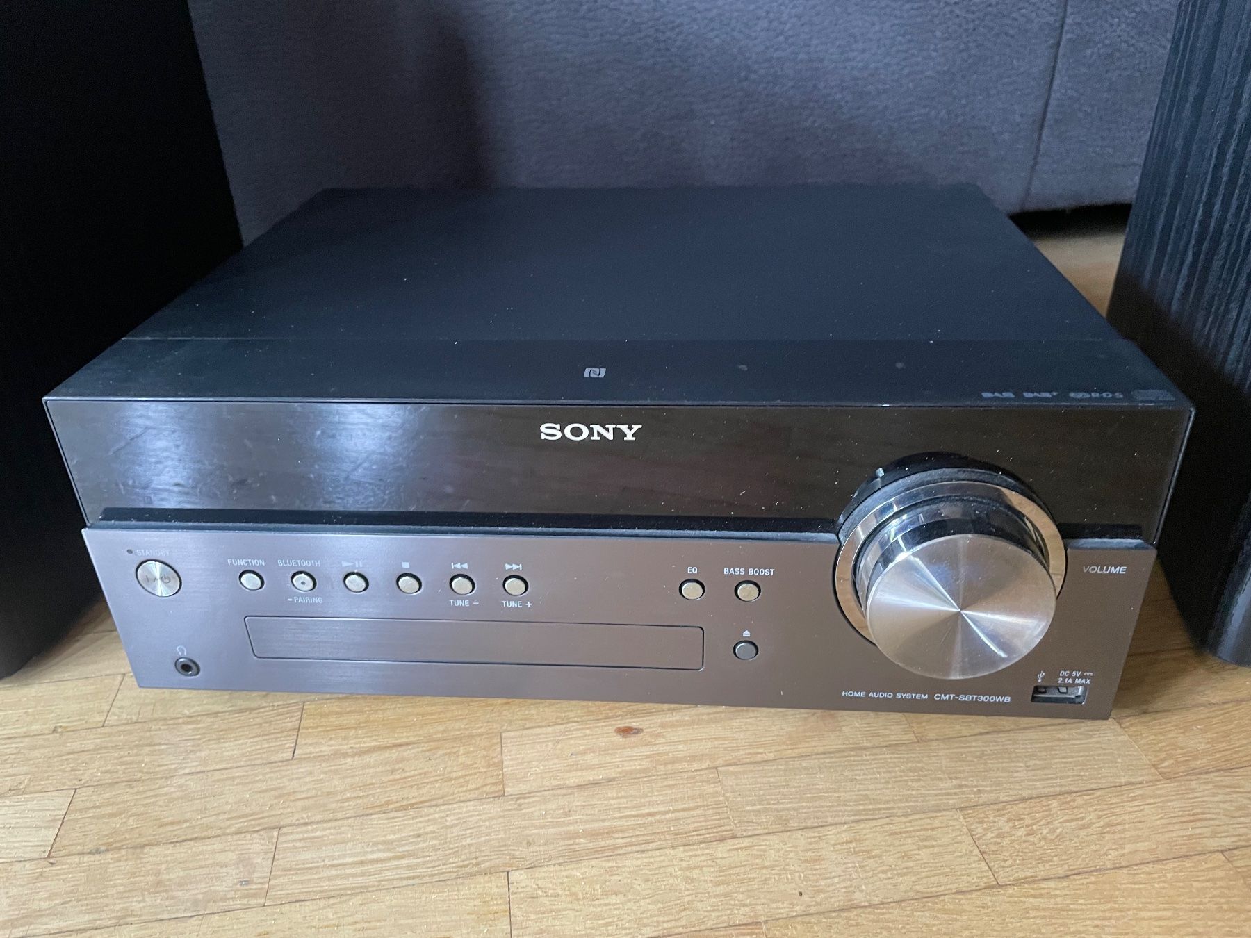 Sony Lettore multimediale & Streamer: SONY CMT-SBT300WB NETZWERK MICRO-KOMPAKT-SYSTEM – Nuovo (secondo la descrizione) da Egg b. Zürich venduto da underworld 3