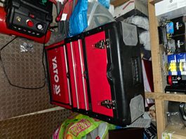 Caisse a roulettes pour outils