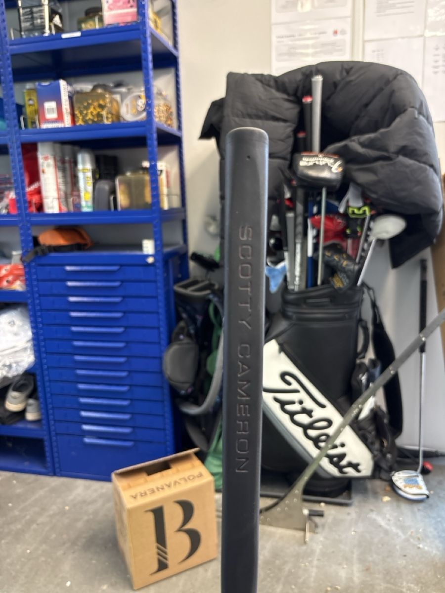 Scotty Cameron Mazze & Set: Scotty Cameron B3 Triple Black Limited Edition – Usato da Schinznach Dorf venduto da lar_h2r2 2