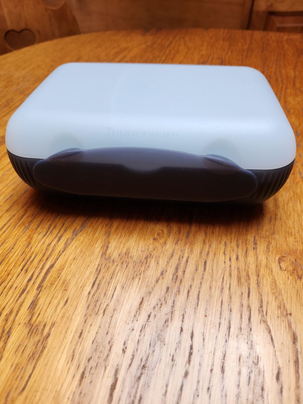 Tupperware Contenitori & Simili: Tupperware Top Sandwich oder Aufbewahrungsbehälter – Usato da Gstaad venduto da Kuhstall-2026