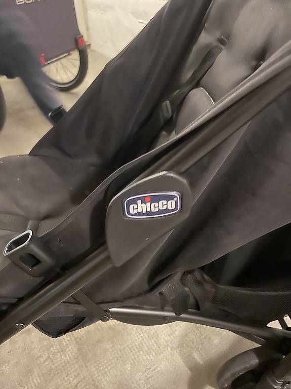 Carrozzine: Chicco Liteway Buggy / Kinderwagen  schwarz – Usato da Basel venduto da sts82 3