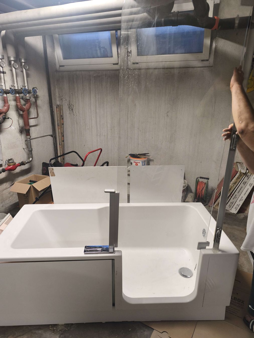 Vasche da bagno: Komfortable Badewanne + Dusche mit Tür – Usato da Birr venduto da PalermoF