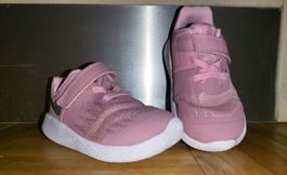 Baskets Nike roses pour enfant, taille 22