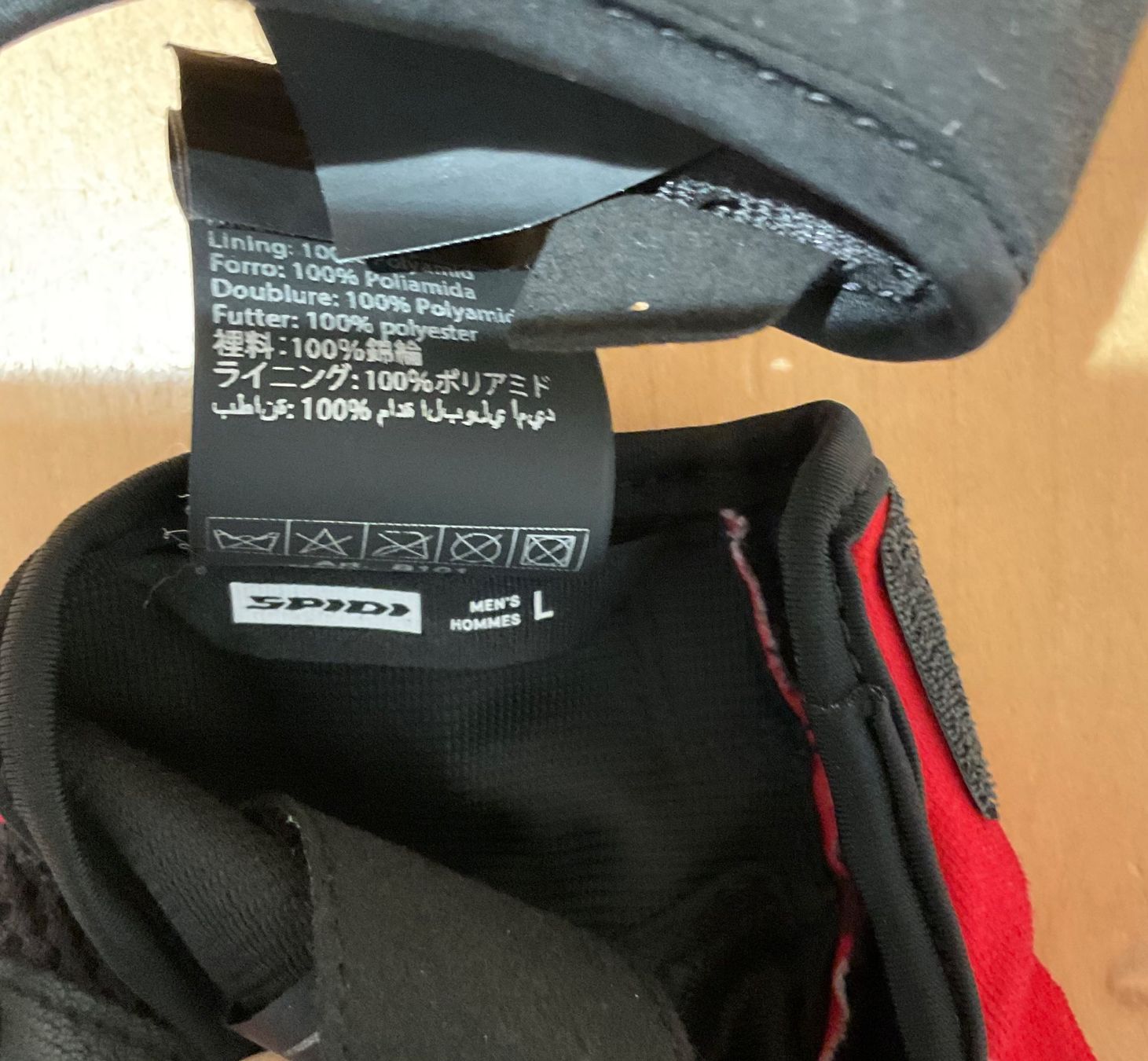 Ducati Autres accessoires hommes: Ducati Motorradhandschuhe Sommer – D'occasion à Basadingen par bri_7lx9 2