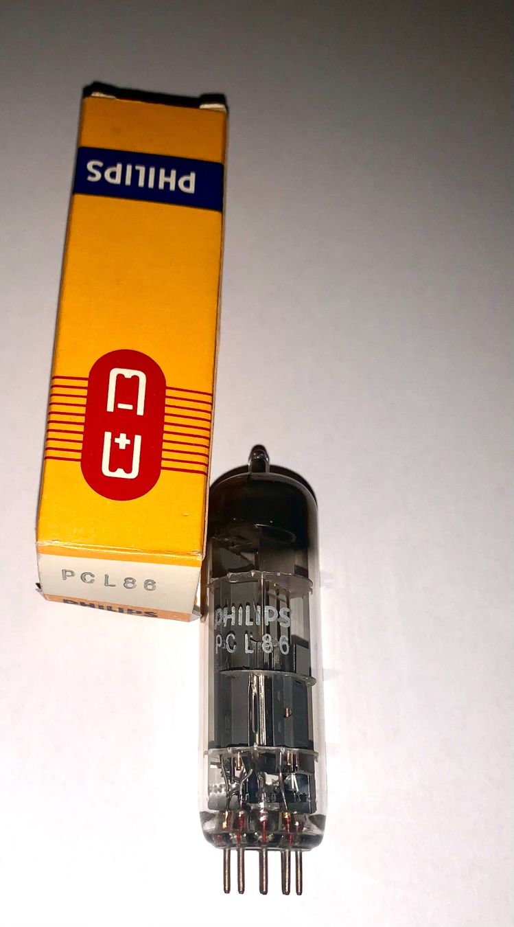 Philips Componenti elettronici: Röhre / Radioröhre PCL86, NOS, Philips – Nuovo (secondo la descrizione) da Biel/Bienne venduto da Oldradio