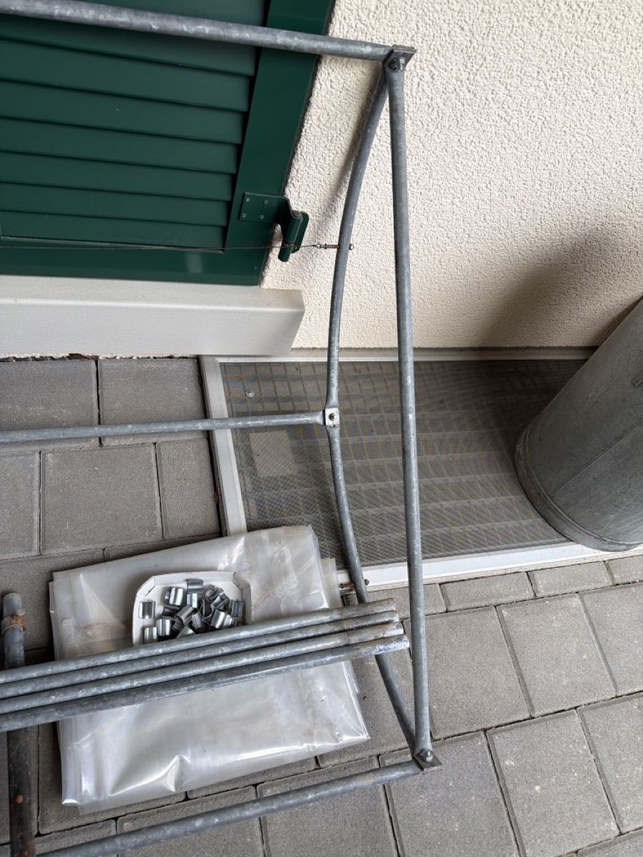 Casette da giardino & serre: Tomatenhaus gebraucht, zerlegt. – Usato da Biberist venduto da Momo33 3