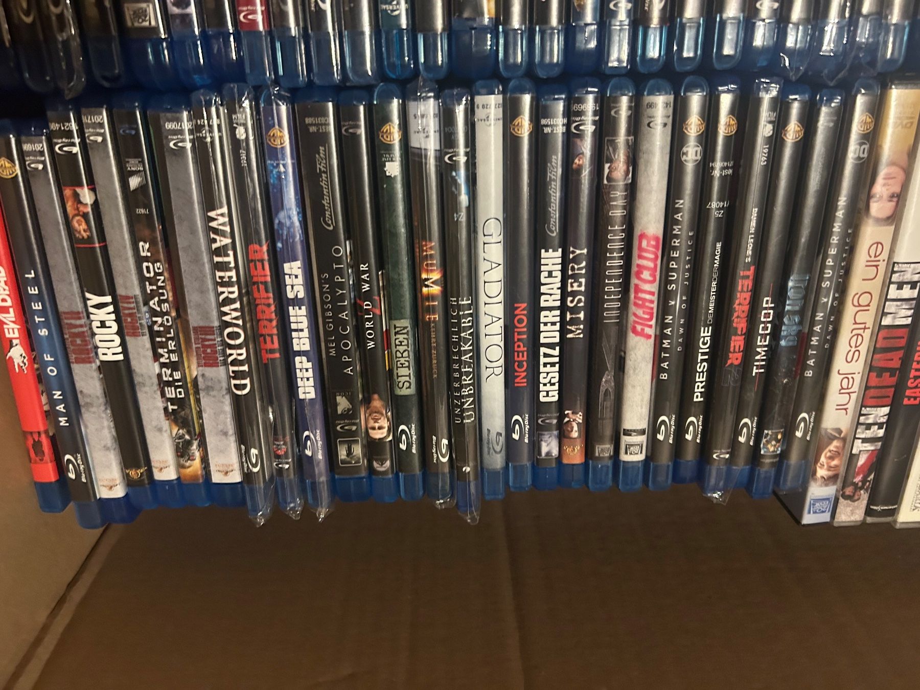 Tutti i DVDs: Grosse Bluray DVD 4K Sammlung – Usato da Matten b. Interl venduto da Marionwenger 6