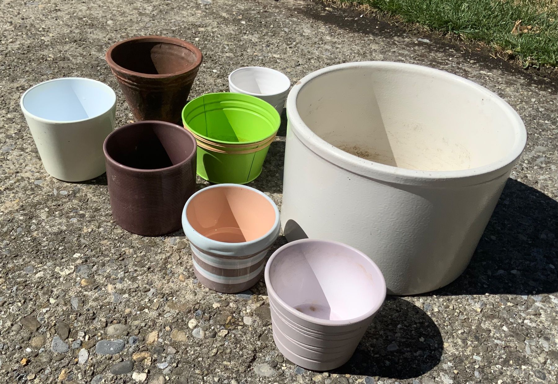 Vasi per fiori: Blumentöpfe Set verschiedene Grössen und Farben gebraucht – Usato da Lanzenhäusern venduto da mfh05 2