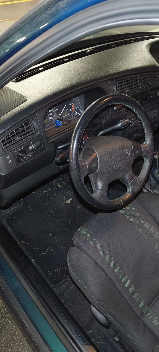 VW Automobili: VW Golf 3 GTI 8V – Difettoso da Biel/Bienne venduto da Space._Cookie 4