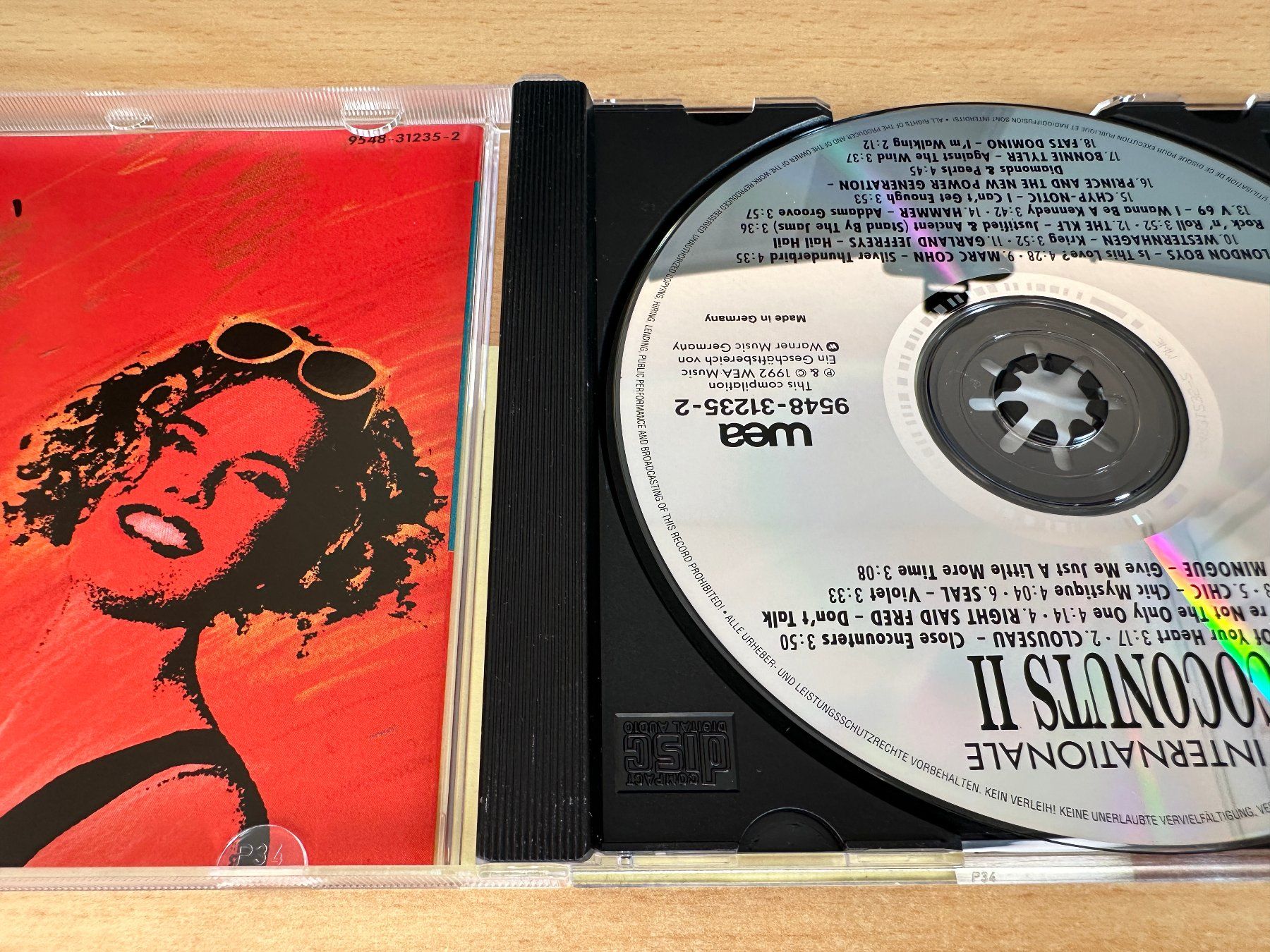CD: Various – Die Internationale Coconuts II – Usato da Rikon im Tösstal venduto da Alpenmutz 2