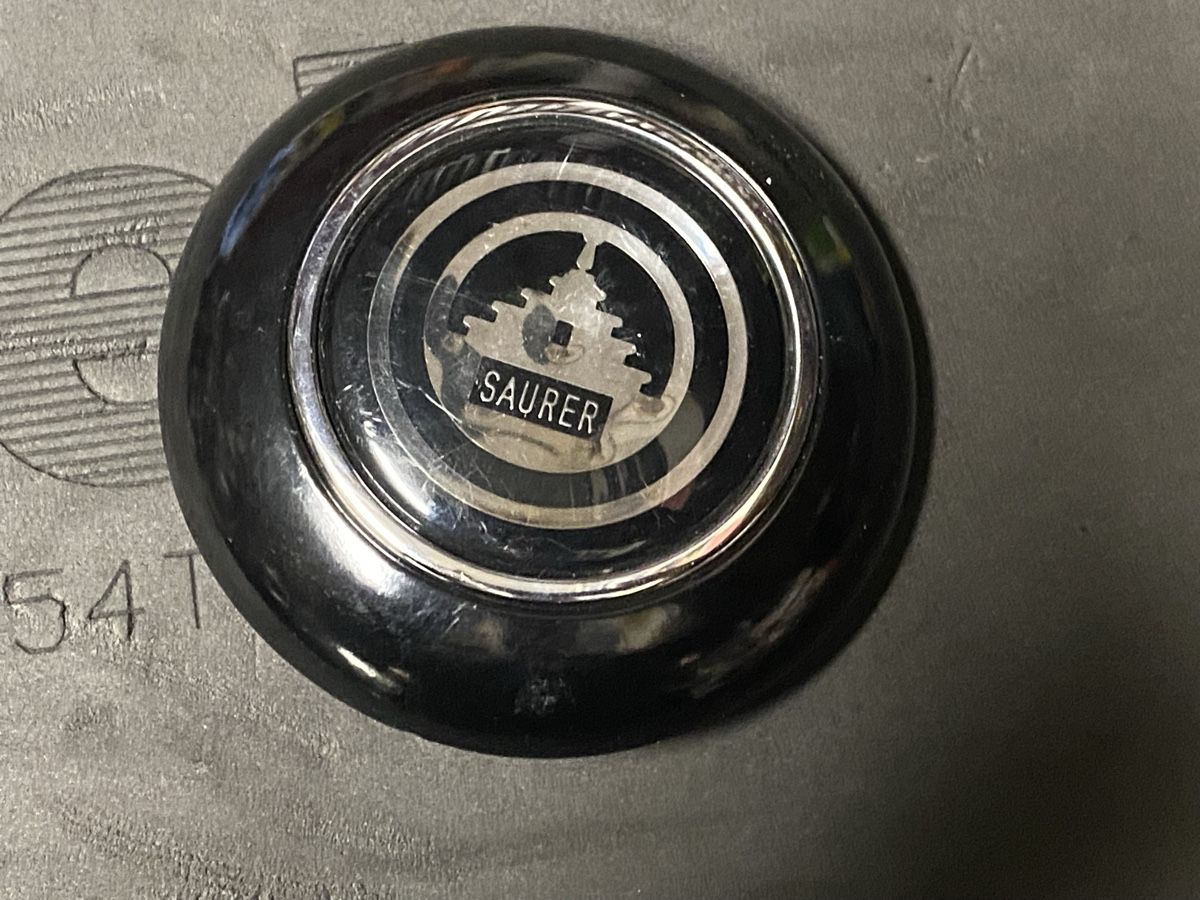 Saurer Tutti pezzi di ricambio auto: Saurer Oldtimer Hupenknopf, Durchmesser ca.19cm – Usato da Edlibach venduto da Kiwi610