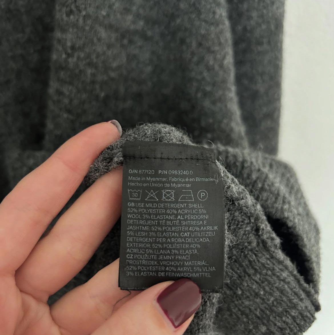 H&M Maglioni & Felpe: Grauer H&M Strickpullover, Gr. M – Usato da Chur venduto da faja7000 4