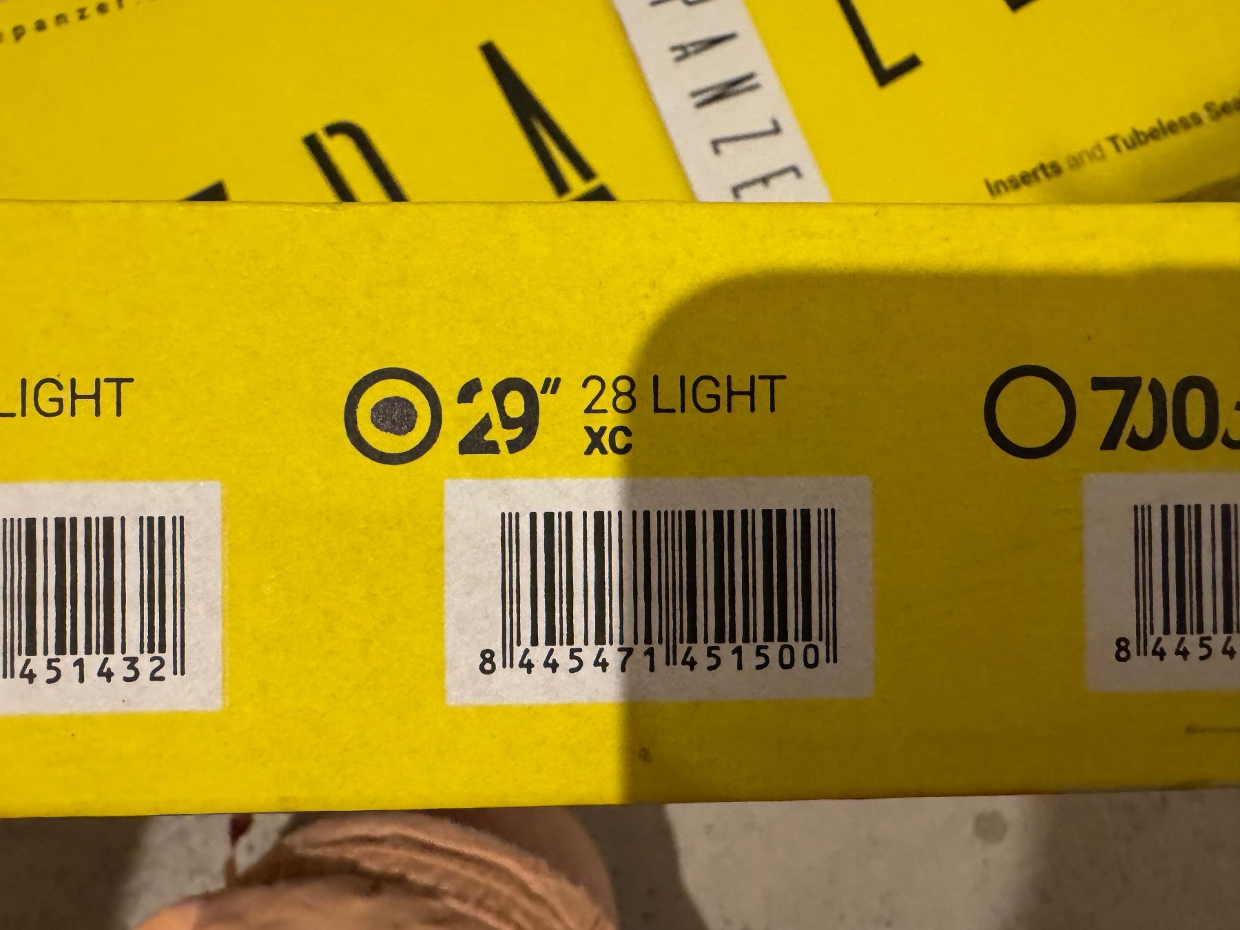 Pezzi di ricambio: 2x Panzer 28" Light XC Tyre inserts – Nuovo e nell'imballaggio originale da Dübendorf venduto da wave1art 1