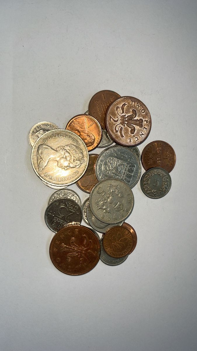 Tutti le monete: Monnaie du monde – Nuovo (secondo la descrizione) da Noville venduto da mat_hy52
