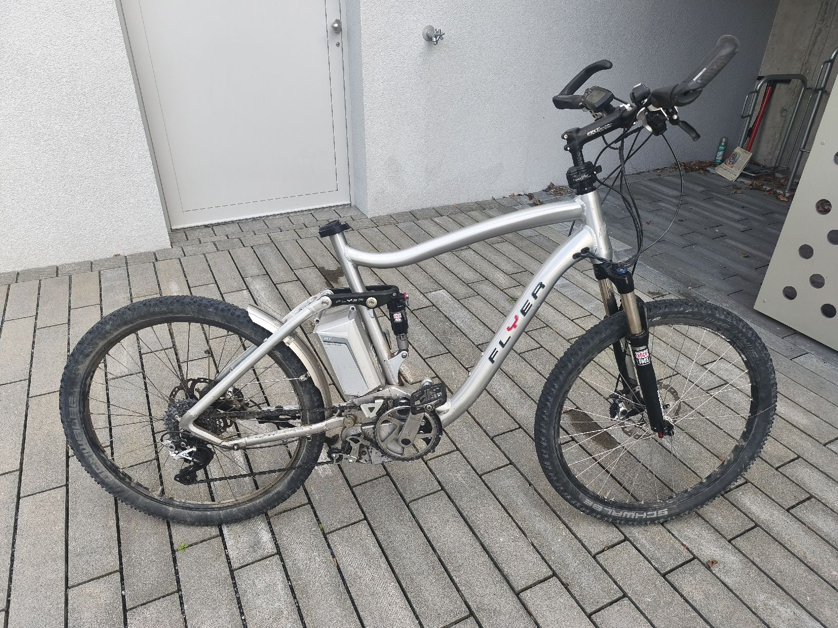 Flyer Vélos: Flyer e bike – Défectueux à Oberurnen par Schneidi79