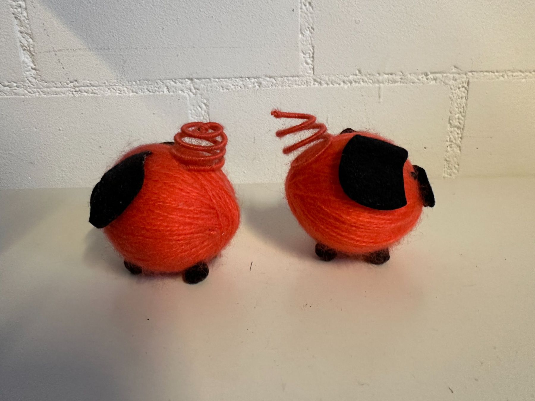Figuren: 2 deko Schweinchen Handarbeit (8cm) – Gebraucht aus Urdorf von ARJN 3