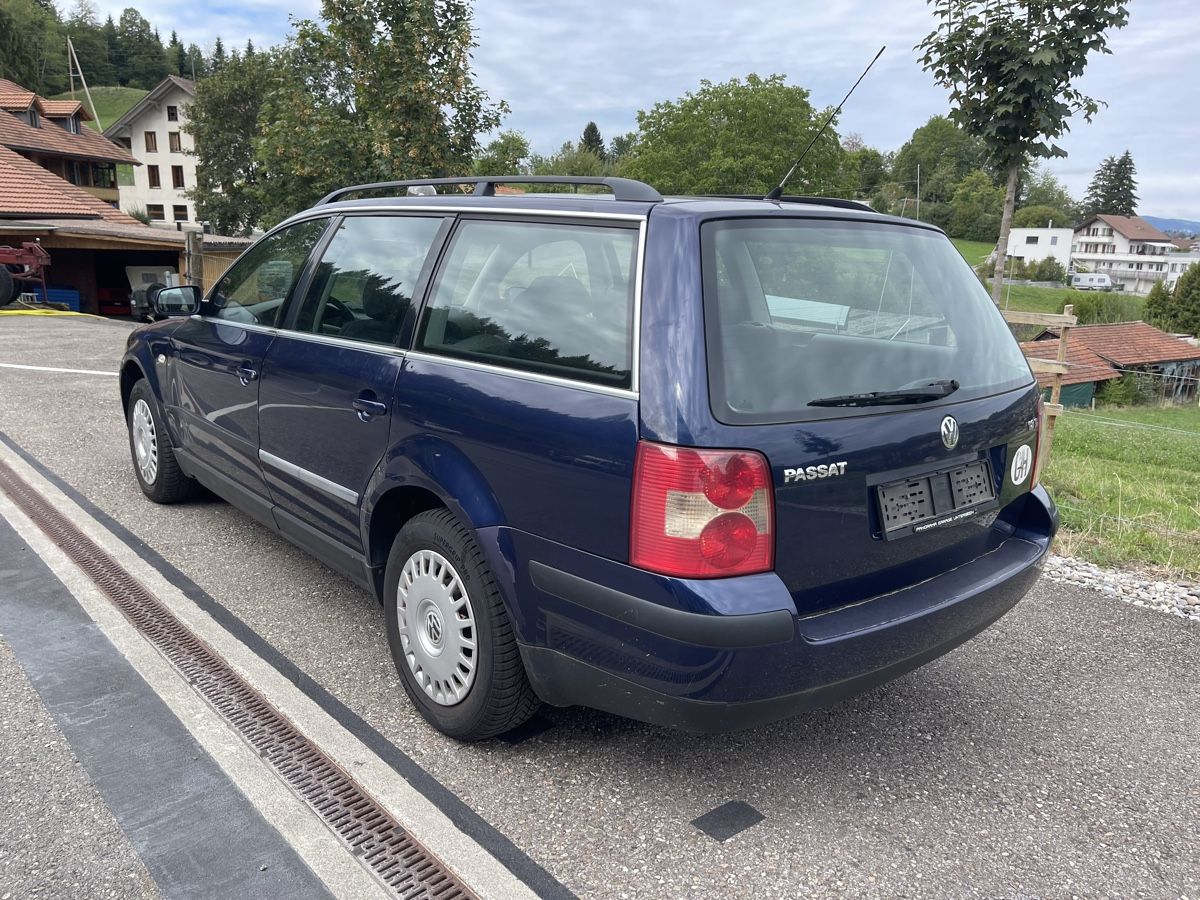 VW Automobili: VW Passat Variant – Usato da Spiez venduto da bertula 3