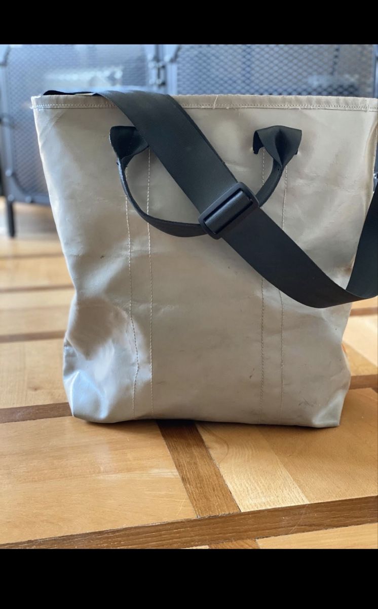 Freitag Borse: Freitag Tasche grau orange good condition – Usato da Fribourg venduto da orayeena 1