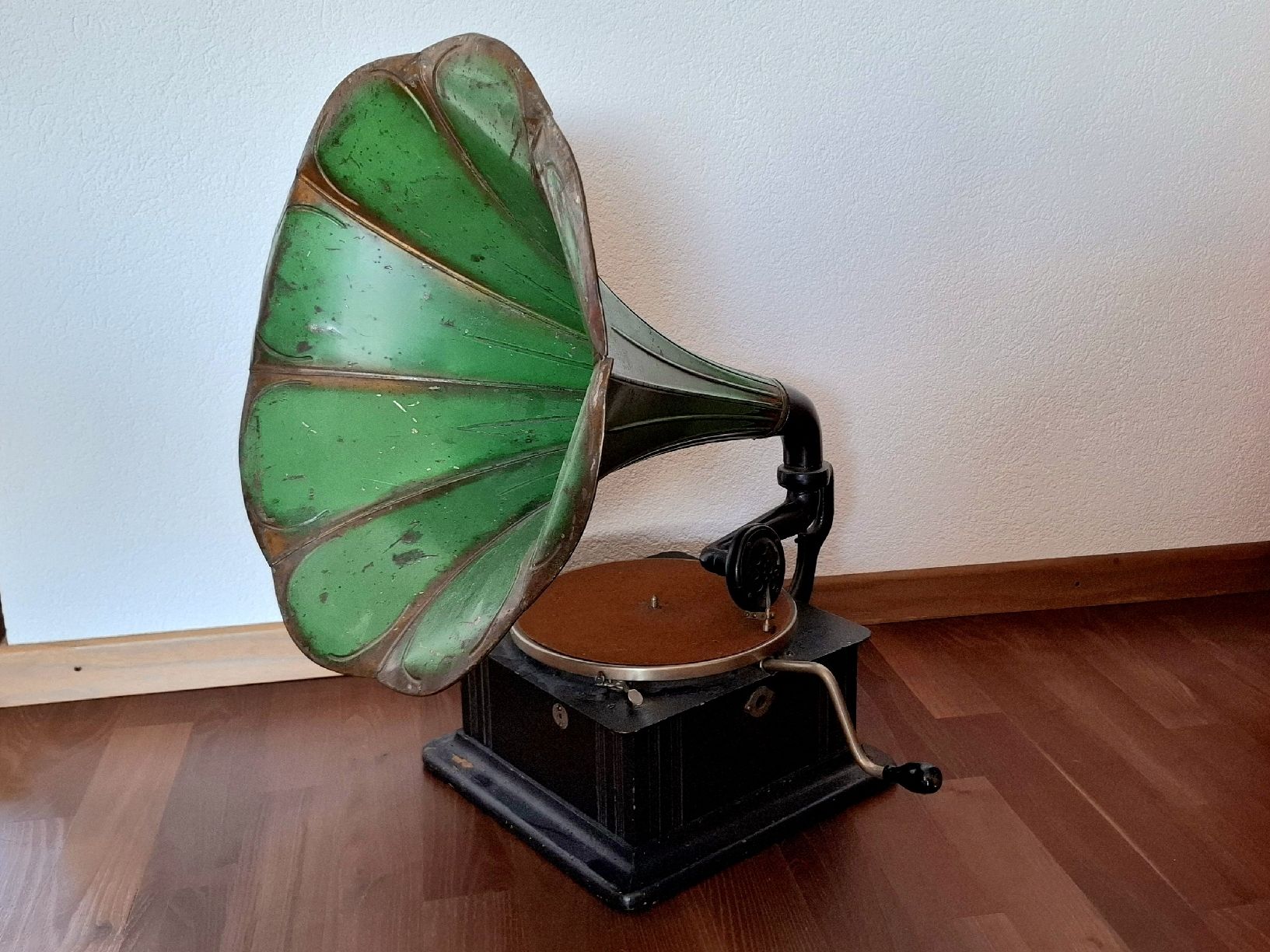 Giradischi: Antikes Grammophon – Usato da Winterthur venduto da lodidodi