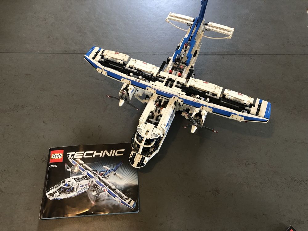 Lego Technic 42025 - Avion Cargo | Kaufen auf Ricardo