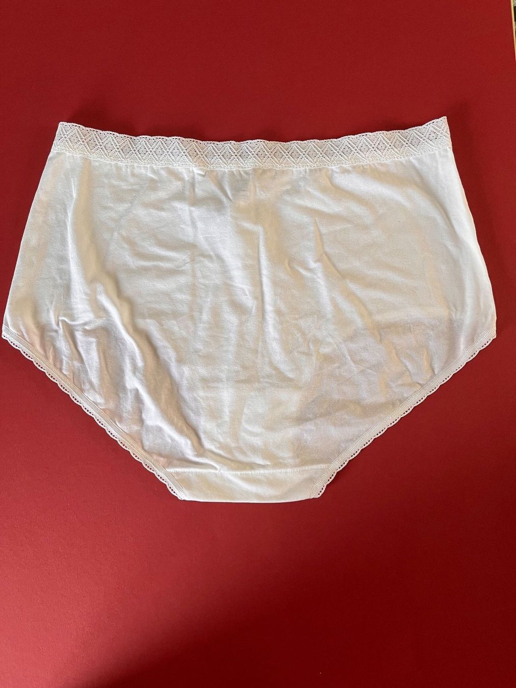 Sloggi Sonstige Unterwäsche: SLOGGI, Slip EverNew Lace Maxi, Grösse 44, Farbe Weiss – Neu und originalverpackt aus Rudolfstetten von gst_g7xl 2