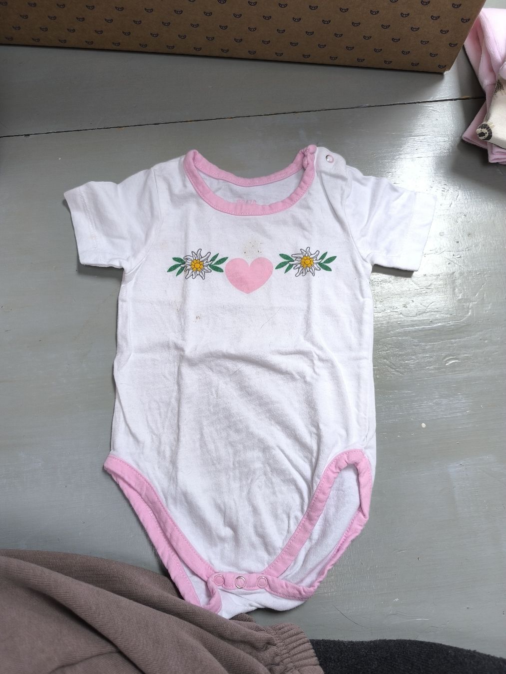 Sous-vêtements: Newborn Body kurzarm – D'occasion à Alikon par j_g_d6cb