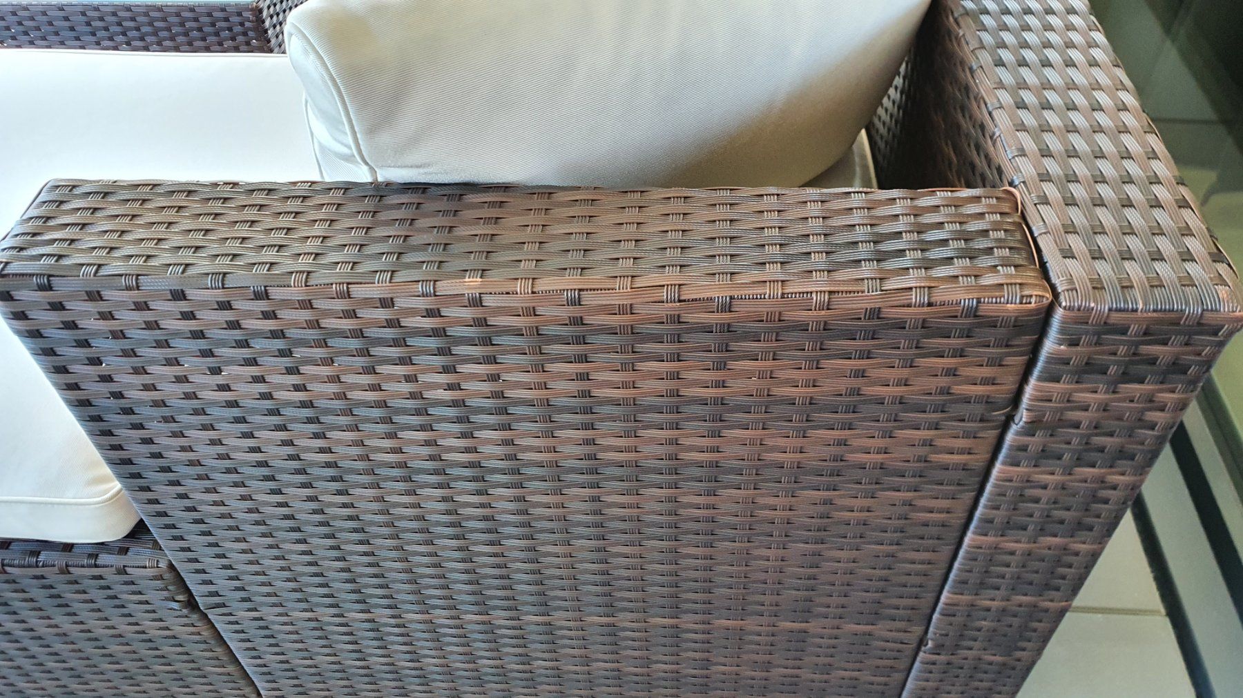 Divani: Rattan Lounge Set braun mit Tisch / Gartensofa – Usato da Burgdorf venduto da Cyrano73 4